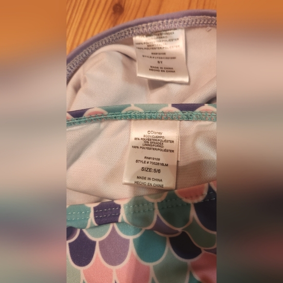 Girls Disney Princess 2 Pc.Set The Little Mermaid Ariel Swim Suit - Picture 5 of 5